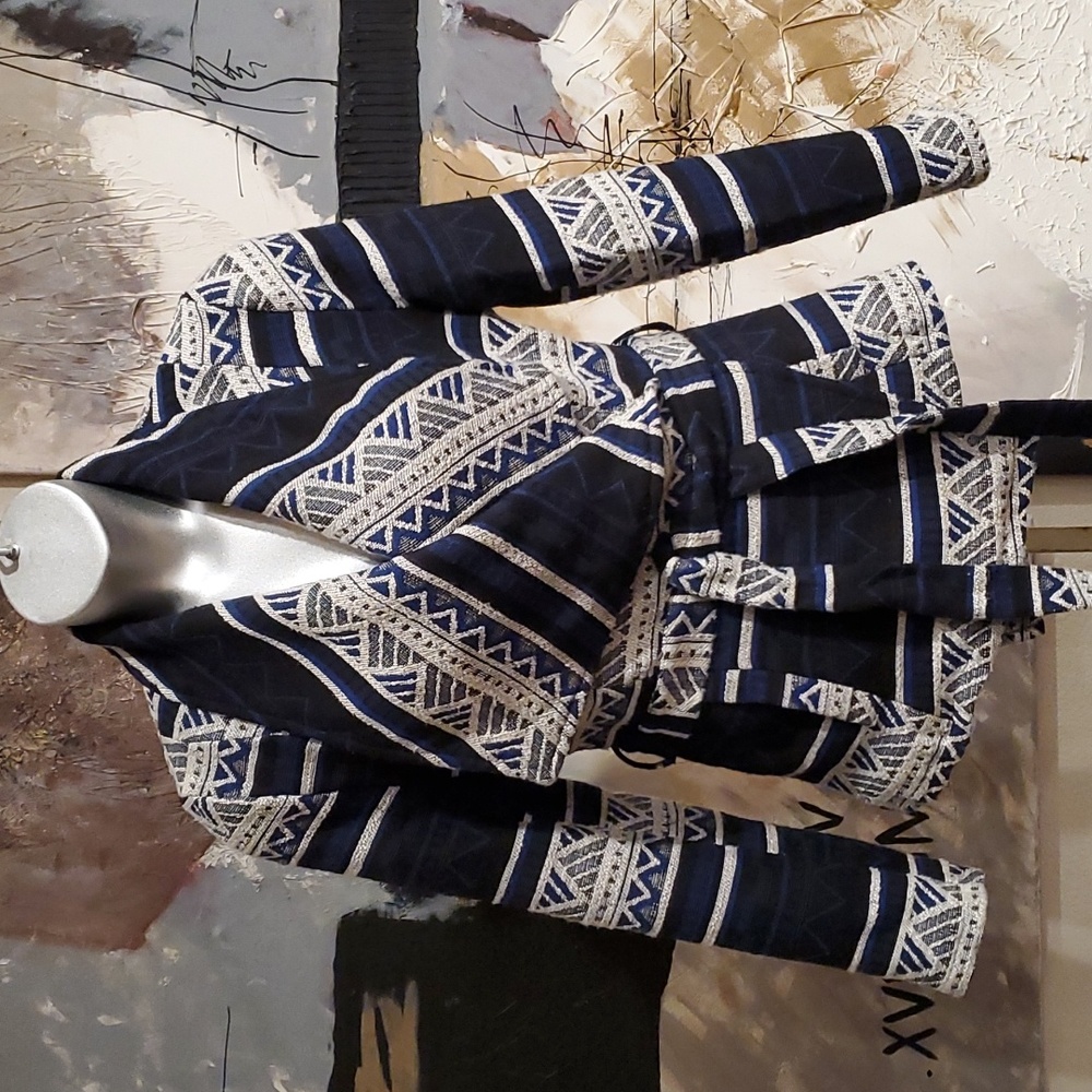 EUC Jacquard Blue & Black Aztec Tribal Wrap Jacket Women L